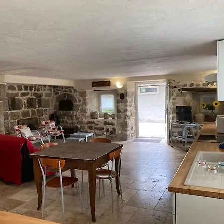 Le Pradou Hébergement de vacances Usson-en-Forez