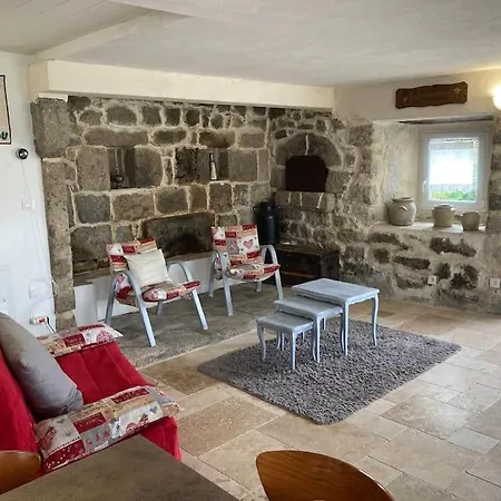 Hébergement de vacances Le Pradou Usson-en-Forez